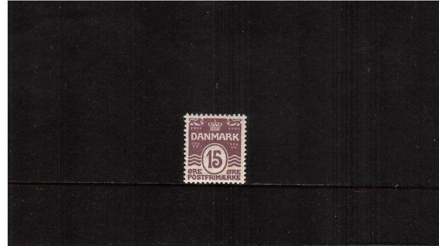 15or Mauve - Perforation 12 Comb
<br/>A superb unmounted mint single.
