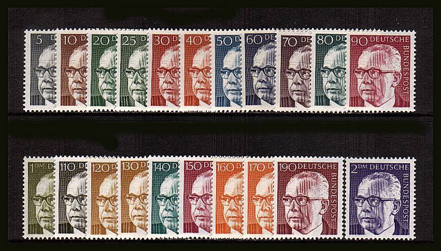 The President Heinemann<br/>set of twenty-one superb unmounted mint.<br/>
SG Cat £43
